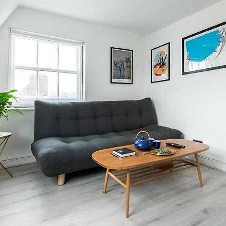 Central One-Bedroom, 99 Steps To The Sea Hove Esterno foto