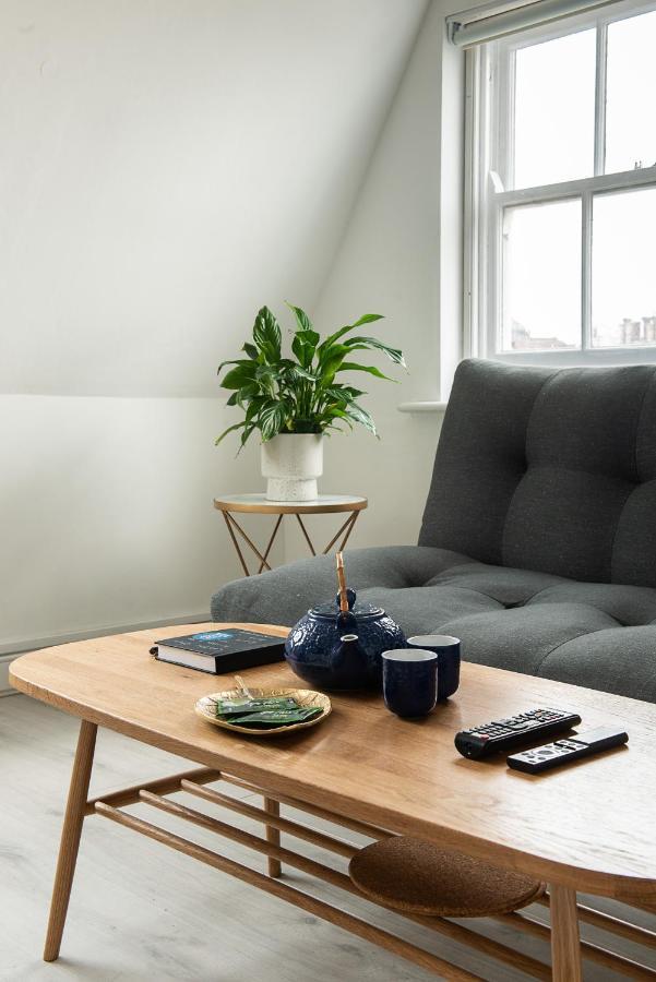 Central One-Bedroom, 99 Steps To The Sea Hove Esterno foto