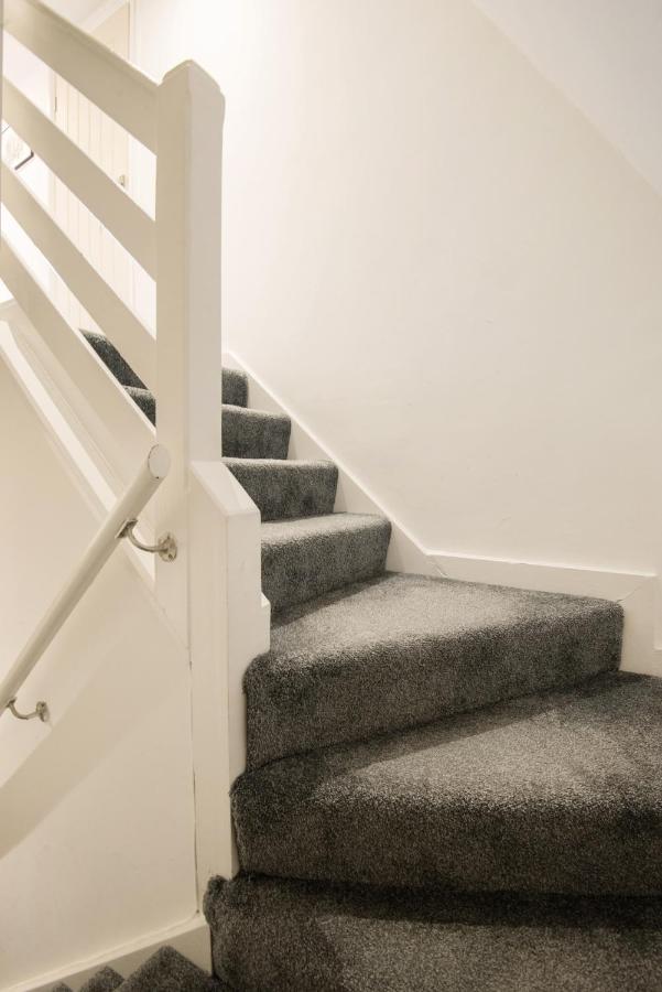 Central One-Bedroom, 99 Steps To The Sea Hove Esterno foto